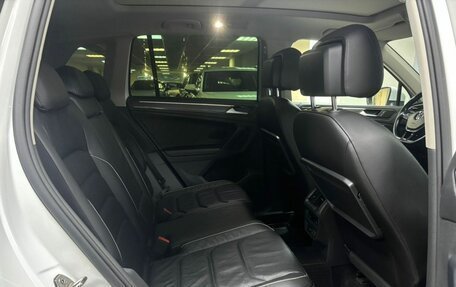 Volkswagen Tiguan II, 2019 год, 2 630 000 рублей, 11 фотография