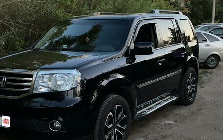 Honda Pilot III рестайлинг, 2014 год, 2 600 000 рублей, 1 фотография