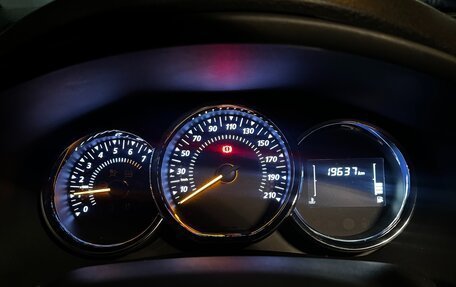 Renault Logan II, 2021 год, 1 600 000 рублей, 9 фотография