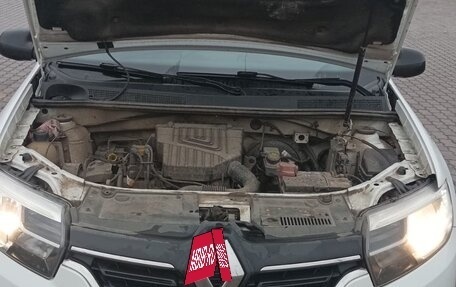 Renault Logan II, 2021 год, 650 000 рублей, 6 фотография