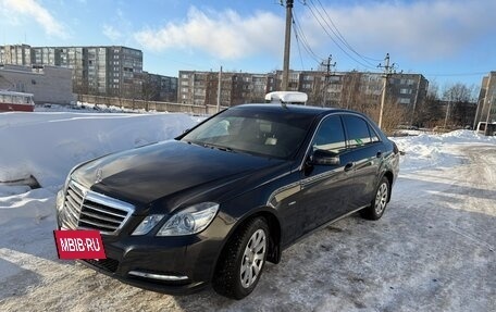 Mercedes-Benz E-Класс, 2011 год, 1 650 000 рублей, 2 фотография
