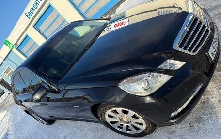 Mercedes-Benz E-Класс, 2011 год, 1 650 000 рублей, 3 фотография