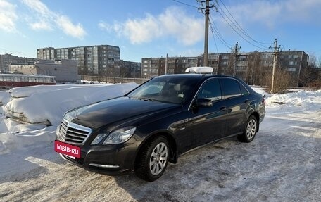 Mercedes-Benz E-Класс, 2011 год, 1 650 000 рублей, 6 фотография
