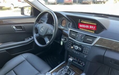Mercedes-Benz E-Класс, 2011 год, 1 650 000 рублей, 12 фотография