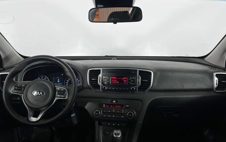 KIA Sportage IV рестайлинг, 2018 год, 1 950 000 рублей, 7 фотография