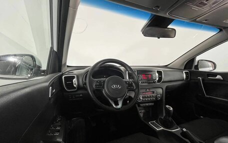 KIA Sportage IV рестайлинг, 2018 год, 1 950 000 рублей, 9 фотография