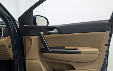 KIA Sportage IV рестайлинг, 2019 год, 2 400 000 рублей, 24 фотография