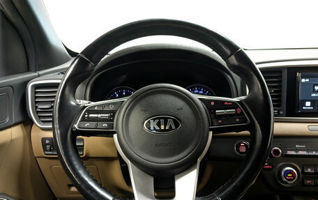 KIA Sportage IV рестайлинг, 2019 год, 2 400 000 рублей, 21 фотография