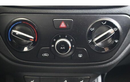 Hyundai Solaris II рестайлинг, 2019 год, 1 079 000 рублей, 13 фотография