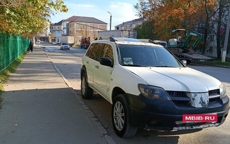 Mitsubishi Outlander III рестайлинг 3, 2004 год, 400 000 рублей, 5 фотография