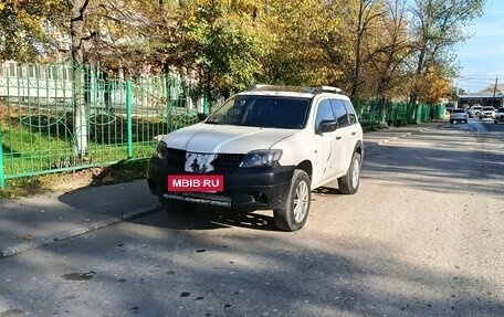 Mitsubishi Outlander III рестайлинг 3, 2004 год, 400 000 рублей, 3 фотография