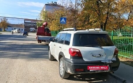 Mitsubishi Outlander III рестайлинг 3, 2004 год, 400 000 рублей, 6 фотография