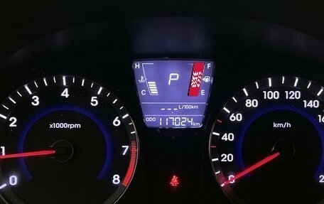 Hyundai Solaris II рестайлинг, 2011 год, 675 000 рублей, 6 фотография