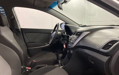 Hyundai Solaris II рестайлинг, 2011 год, 675 000 рублей, 11 фотография