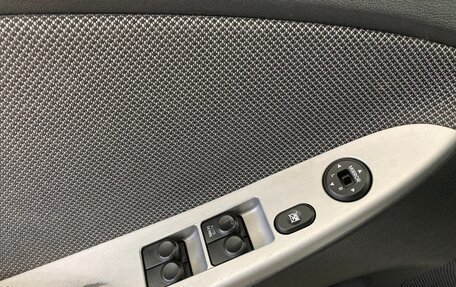 Hyundai Solaris II рестайлинг, 2011 год, 675 000 рублей, 10 фотография