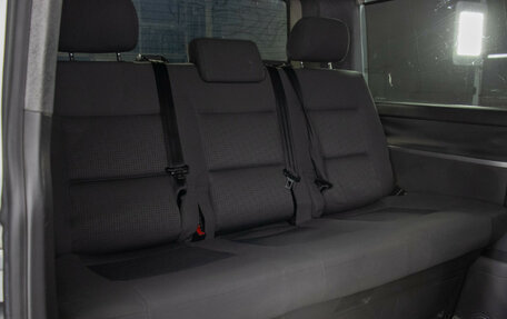 Volkswagen Multivan T5, 2004 год, 990 000 рублей, 10 фотография