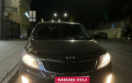 KIA Rio III рестайлинг, 2014 год, 890 000 рублей, 1 фотография