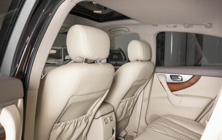 Infiniti FX II, 2012 год, 1 999 999 рублей, 26 фотография