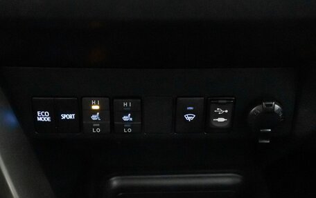 Toyota RAV4, 2013 год, 1 657 800 рублей, 8 фотография