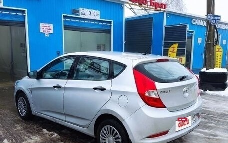 Hyundai Solaris II рестайлинг, 2015 год, 780 000 рублей, 5 фотография