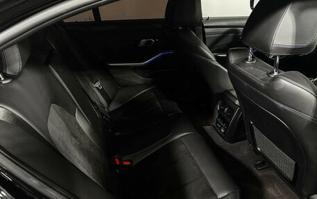 BMW 3 серия, 2019 год, 4 097 000 рублей, 14 фотография