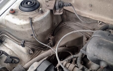 Hyundai Elantra III, 2002 год, 250 000 рублей, 11 фотография