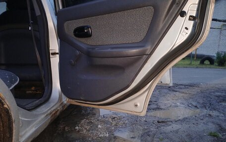 Hyundai Elantra III, 2002 год, 250 000 рублей, 14 фотография