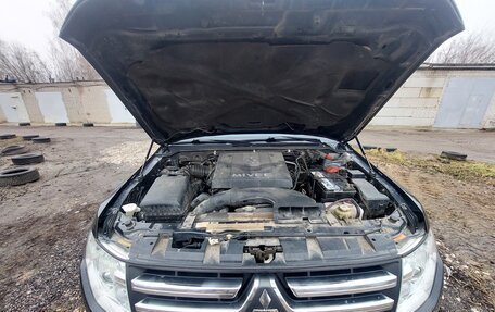 Mitsubishi Pajero IV, 2008 год, 1 670 000 рублей, 6 фотография