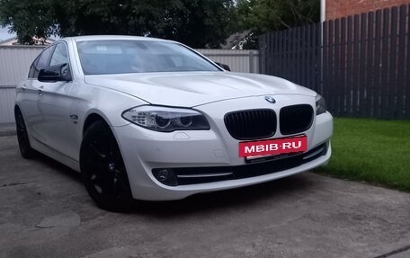 BMW 5 серия, 2012 год, 2 400 000 рублей, 2 фотография
