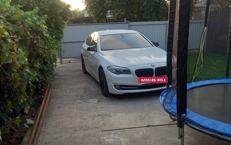 BMW 5 серия, 2012 год, 2 400 000 рублей, 4 фотография