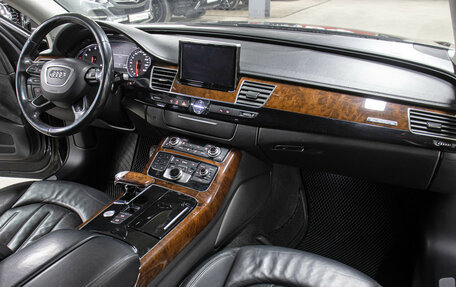 Audi A8, 2011 год, 1 349 000 рублей, 11 фотография