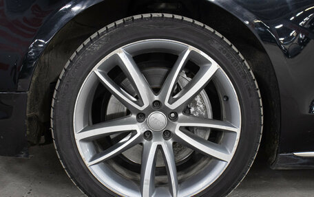 Audi A8, 2011 год, 1 349 000 рублей, 26 фотография