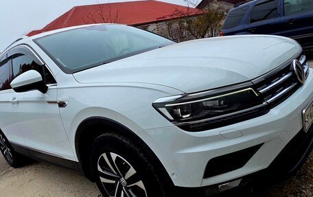 Volkswagen Tiguan II, 2019 год, 3 320 000 рублей, 2 фотография