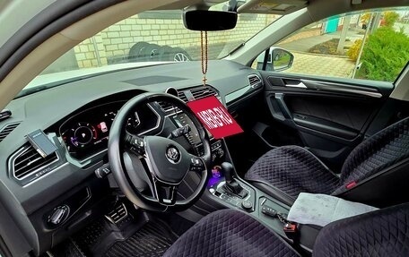 Volkswagen Tiguan II, 2019 год, 3 320 000 рублей, 15 фотография