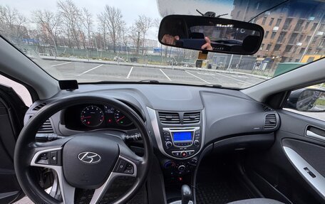 Hyundai Solaris II рестайлинг, 2011 год, 930 000 рублей, 8 фотография