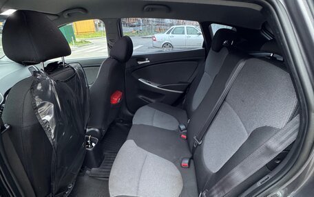 Hyundai Solaris II рестайлинг, 2011 год, 930 000 рублей, 11 фотография