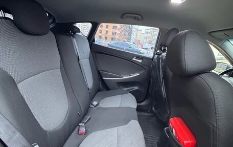 Hyundai Solaris II рестайлинг, 2011 год, 930 000 рублей, 12 фотография