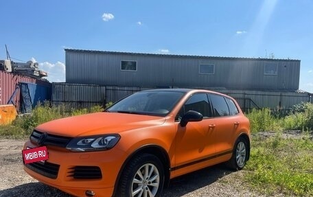 Volkswagen Touareg III, 2012 год, 1 750 000 рублей, 2 фотография