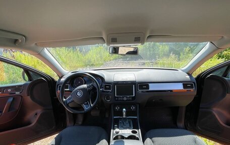 Volkswagen Touareg III, 2012 год, 1 750 000 рублей, 7 фотография
