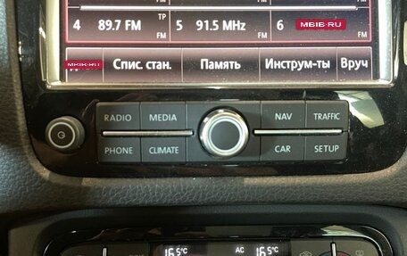 Volkswagen Touareg III, 2012 год, 1 750 000 рублей, 8 фотография