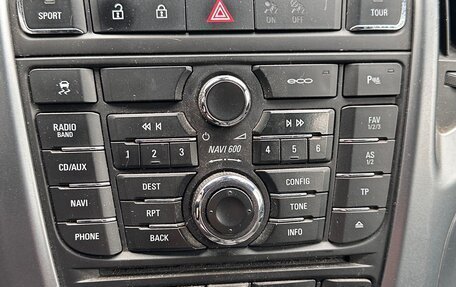 Opel Astra J, 2012 год, 610 000 рублей, 9 фотография