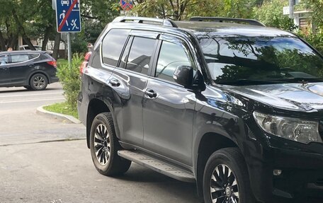 Toyota Land Cruiser Prado 150 рестайлинг 2, 2021 год, 5 500 000 рублей, 2 фотография