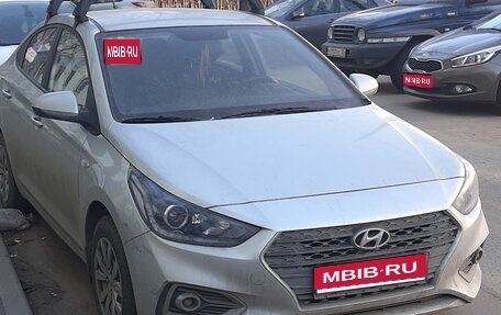 Hyundai Solaris II рестайлинг, 2018 год, 1 500 000 рублей, 1 фотография