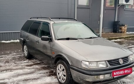 Volkswagen Passat B4, 1994 год, 110 000 рублей, 2 фотография