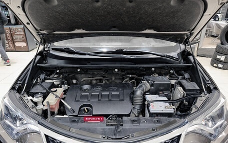 Toyota RAV4, 2017 год, 2 050 000 рублей, 11 фотография