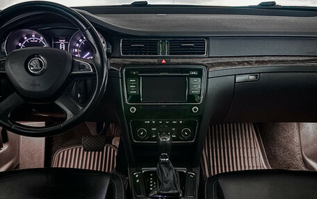 Skoda Superb III рестайлинг, 2014 год, 1 049 000 рублей, 14 фотография