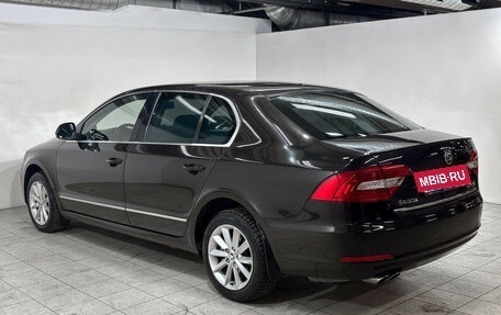 Skoda Superb III рестайлинг, 2014 год, 1 049 000 рублей, 7 фотография