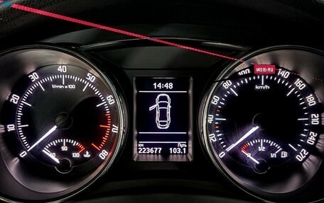 Skoda Superb III рестайлинг, 2014 год, 1 049 000 рублей, 17 фотография