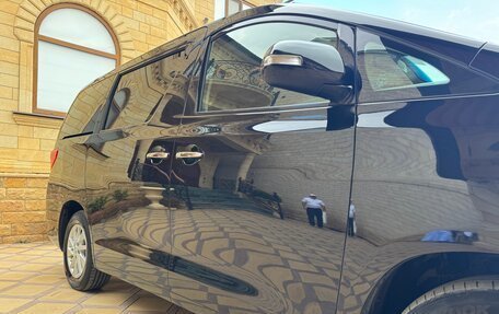 Toyota Alphard III, 2013 год, 2 600 000 рублей, 11 фотография