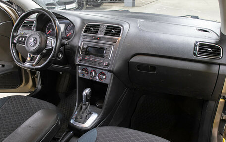 Volkswagen Polo VI (EU Market), 2019 год, 998 000 рублей, 11 фотография